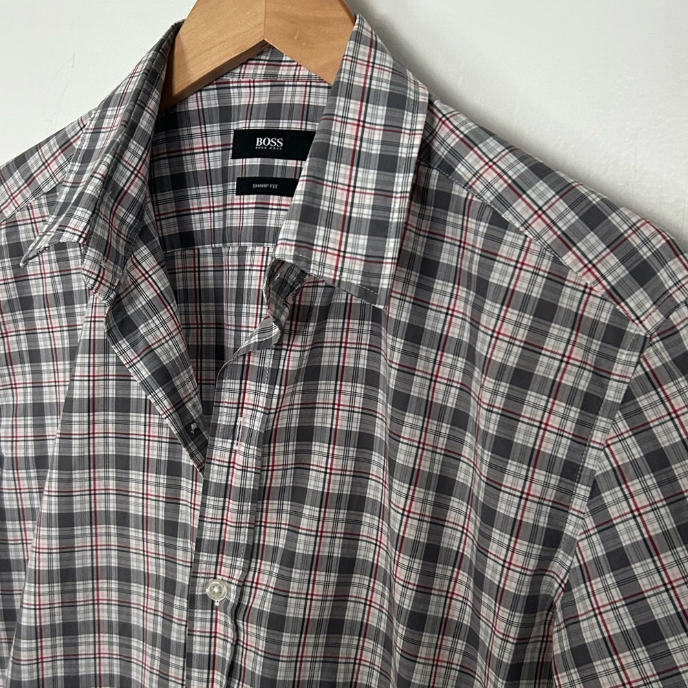 Hugo Boss Men's Size M Sharp Fit Short Sleeve Button Down Plaid Shirt